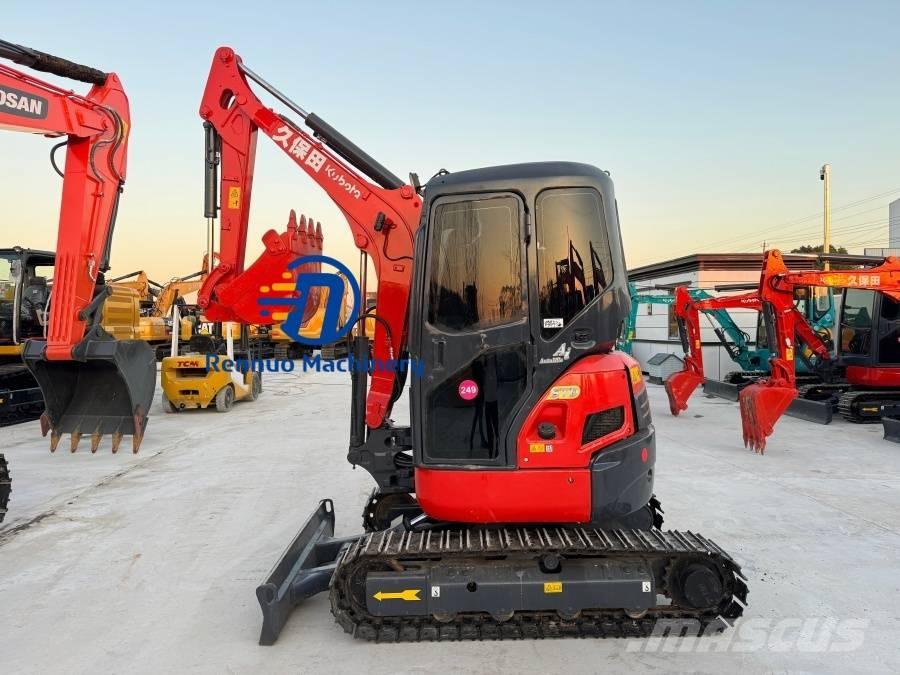 Kubota U 30 Miniexcavadoras