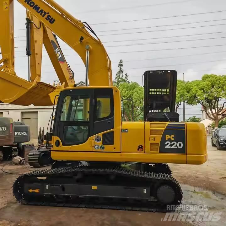 Komatsu PC220-8 Excavadoras sobre orugas