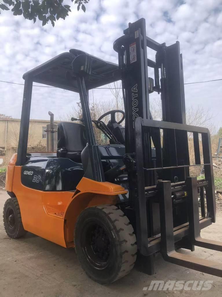 Toyota FD 30 Camiones diesel