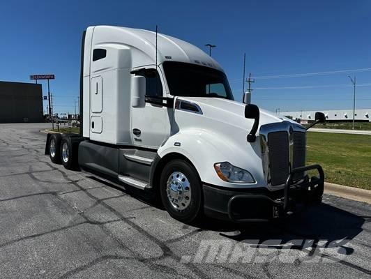 Kenworth T 680 Camiones tractor