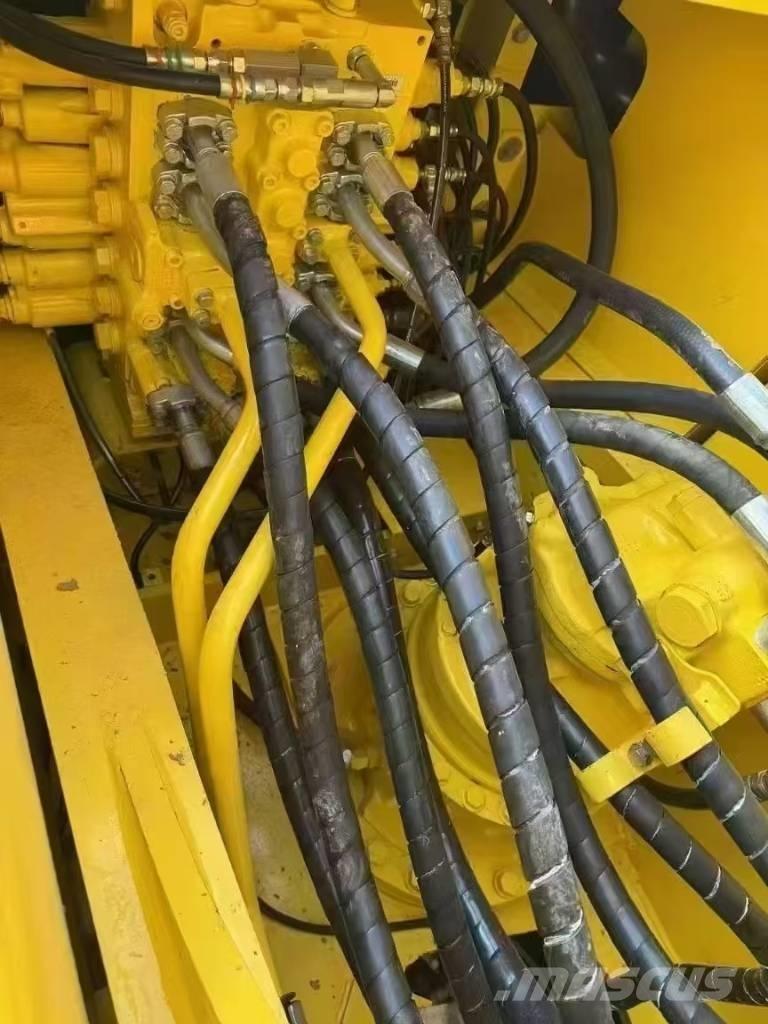 Komatsu PC 240 Excavadoras sobre orugas