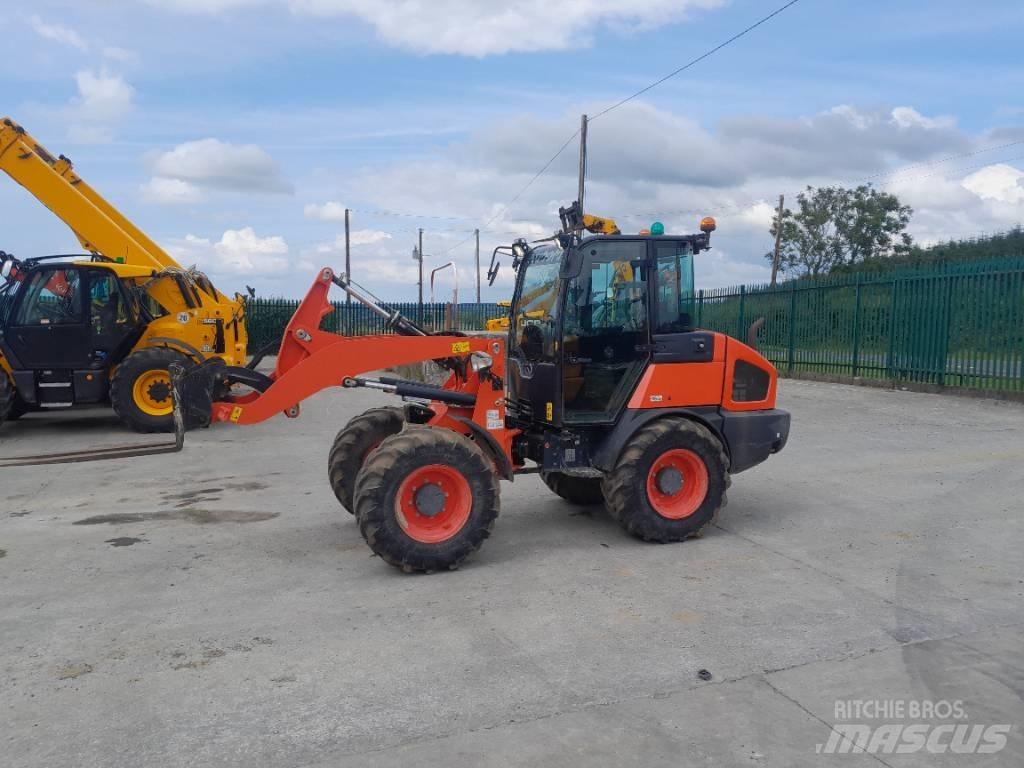 Kubota R 085 Cargadoras sobre ruedas