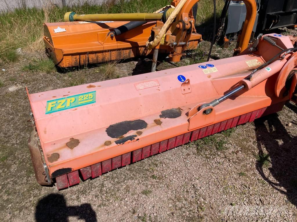 Agrimaster FZP225 Segadoras y cortadoras de hojas para pasto