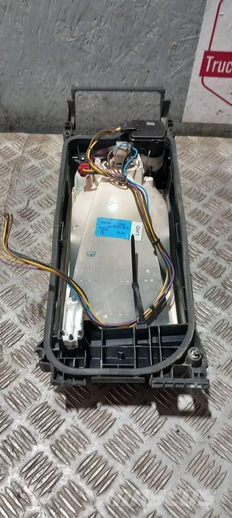 Scania R 440   1732509 Cabinas