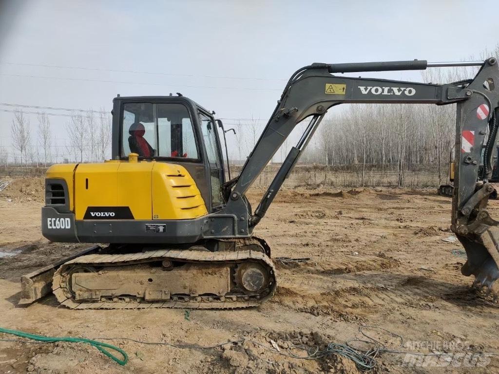 Volvo EC 60D Excavadoras 7t - 12t