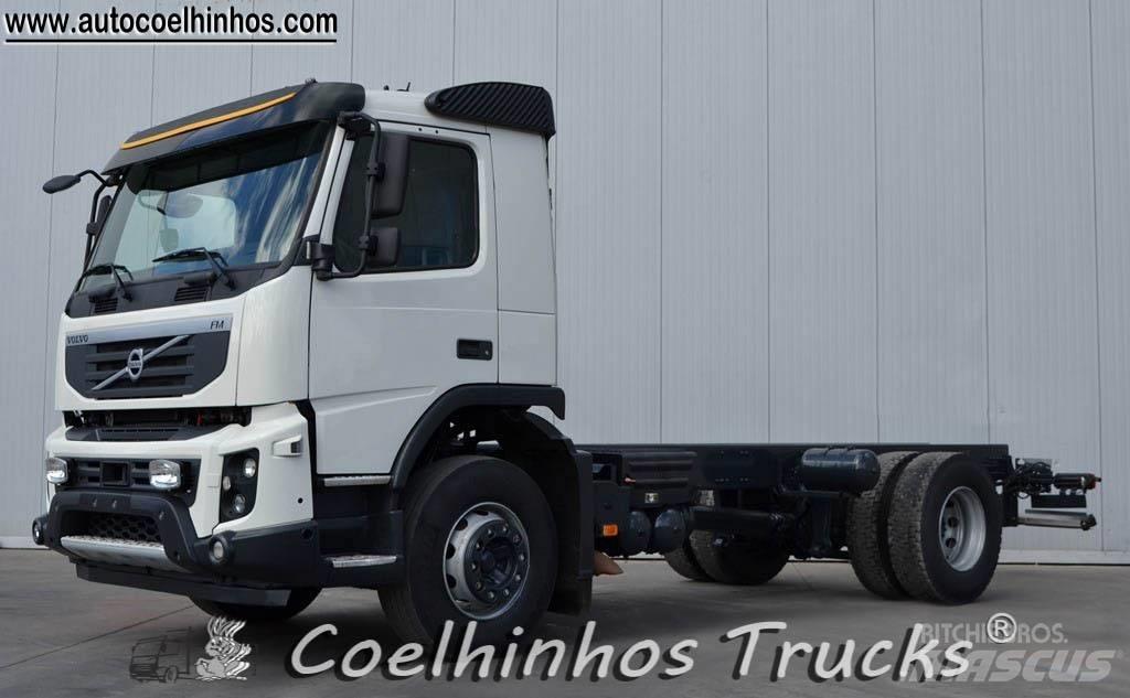 Volvo FMX 330 Camiones con chasís y cabina