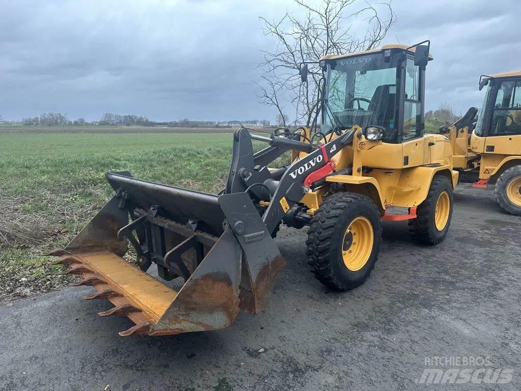 Volvo L30G Cargadoras sobre ruedas