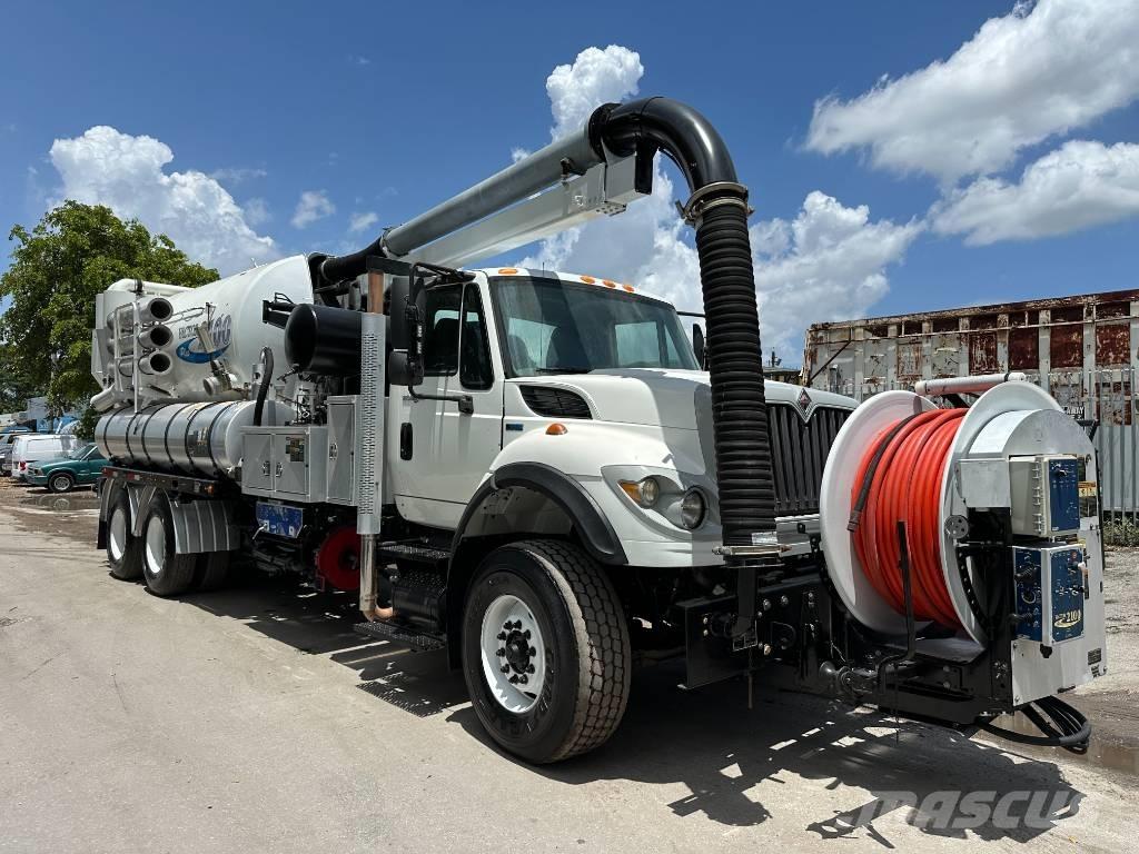 International 7500 Camiones aspiradores/combi