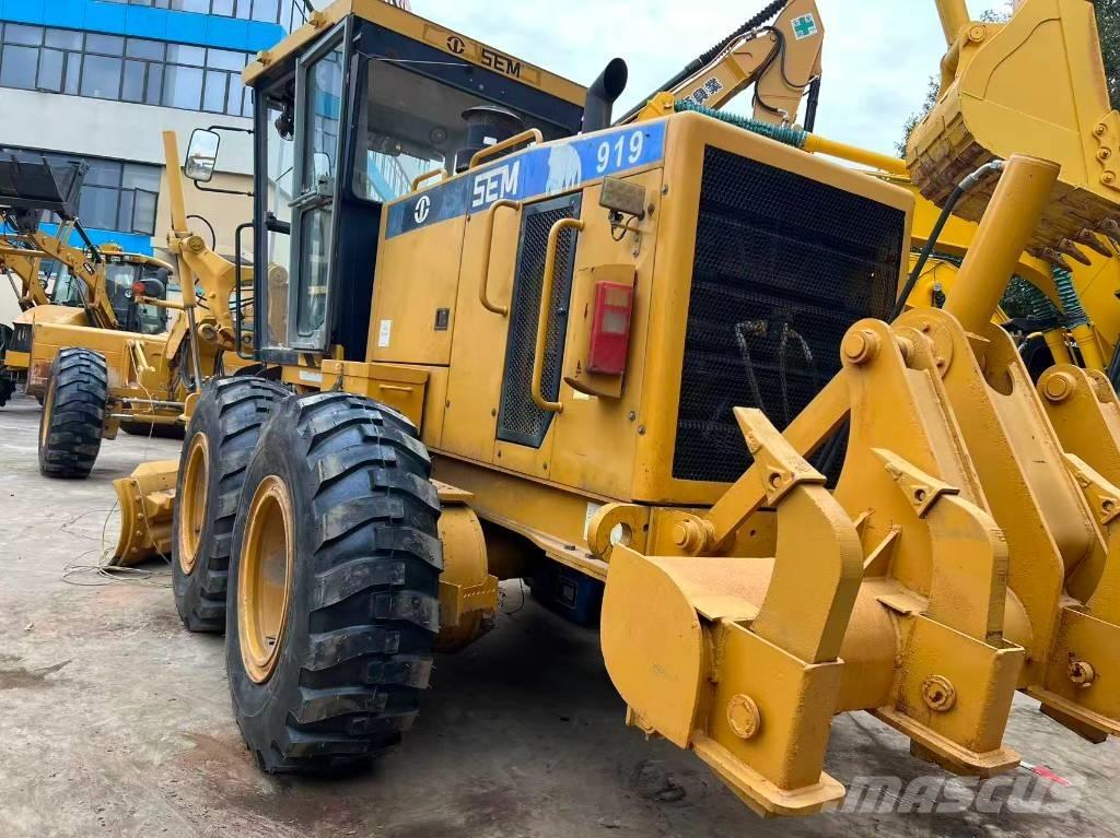 SEM 919 Niveladoras