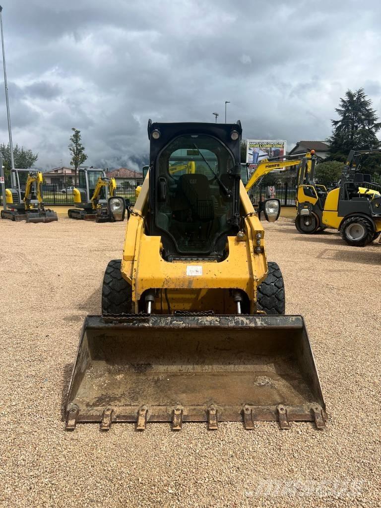 CAT 262 D Minicargadoras