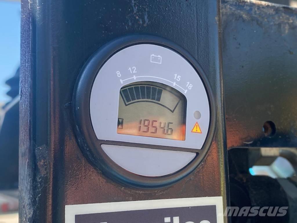 Thwaites mach 865 Vehículos compactos de volteo