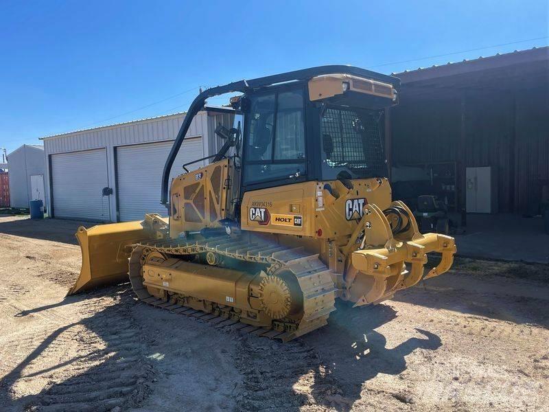 CAT D 3 Buldozer sobre oruga