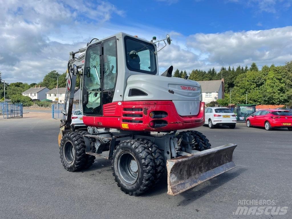 Takeuchi TB295W Excavadoras de ruedas