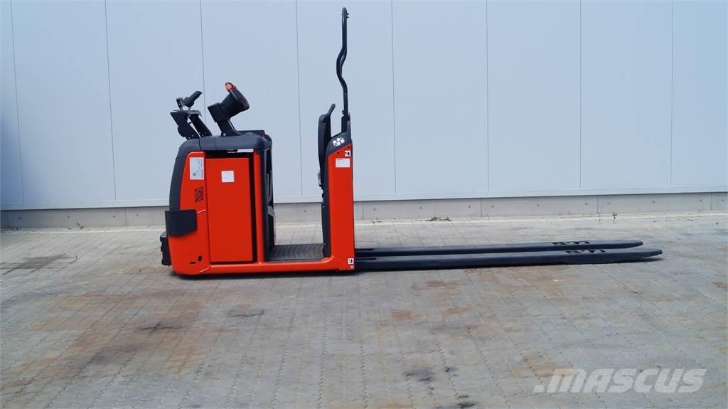 Linde N25C-lang Montacargas recogepedidos de baja altura