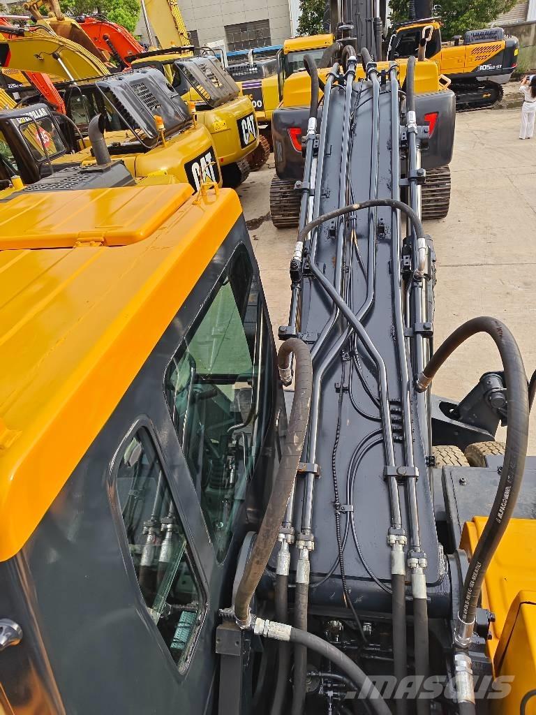 Hyundai R210W-9T Excavadoras sobre orugas