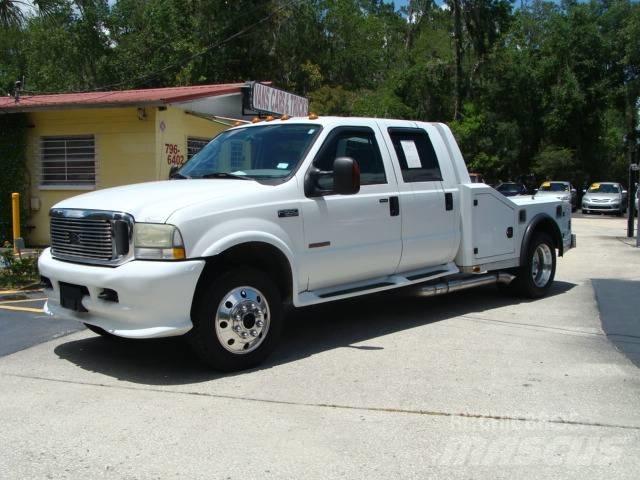 Ford F550 Camiones de cama baja