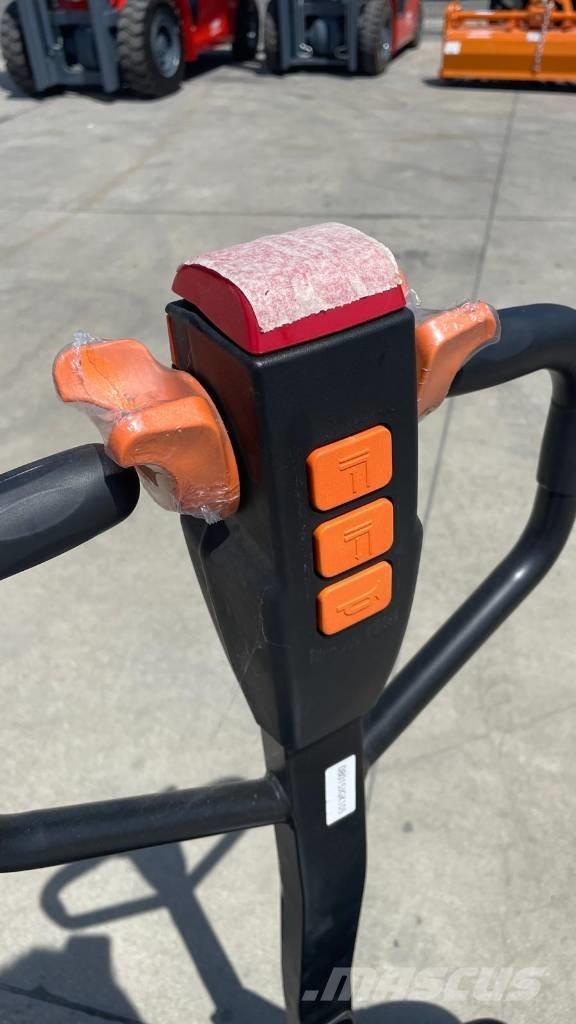 Heli CBD-15 Carretillas de horquilla eléctrica