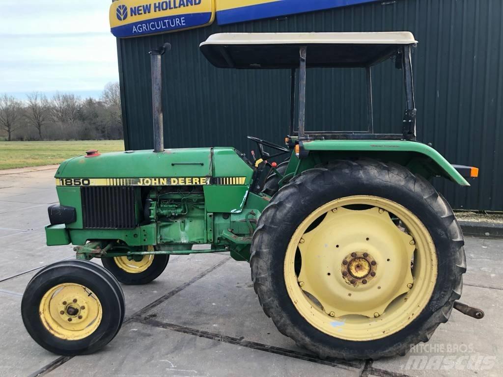 John Deere 1850 Tractores