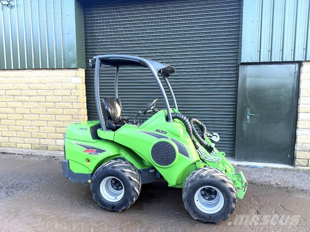 Avant 635 Cargadoras sobre ruedas