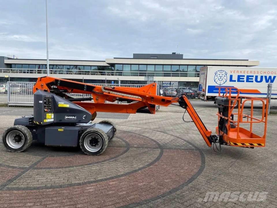 JLG M 450 AJ Plataformas con brazo de elevación manual