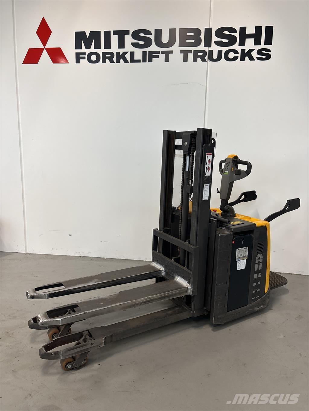 Atlet PDP200 Apiladoras eléctricos