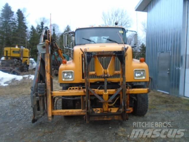 International 5500 i Hojas y cuñas quitanieves