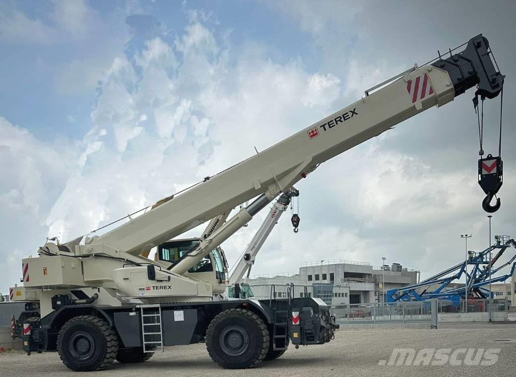 Terex Quadstar 1075 Grúas autopropulsadas