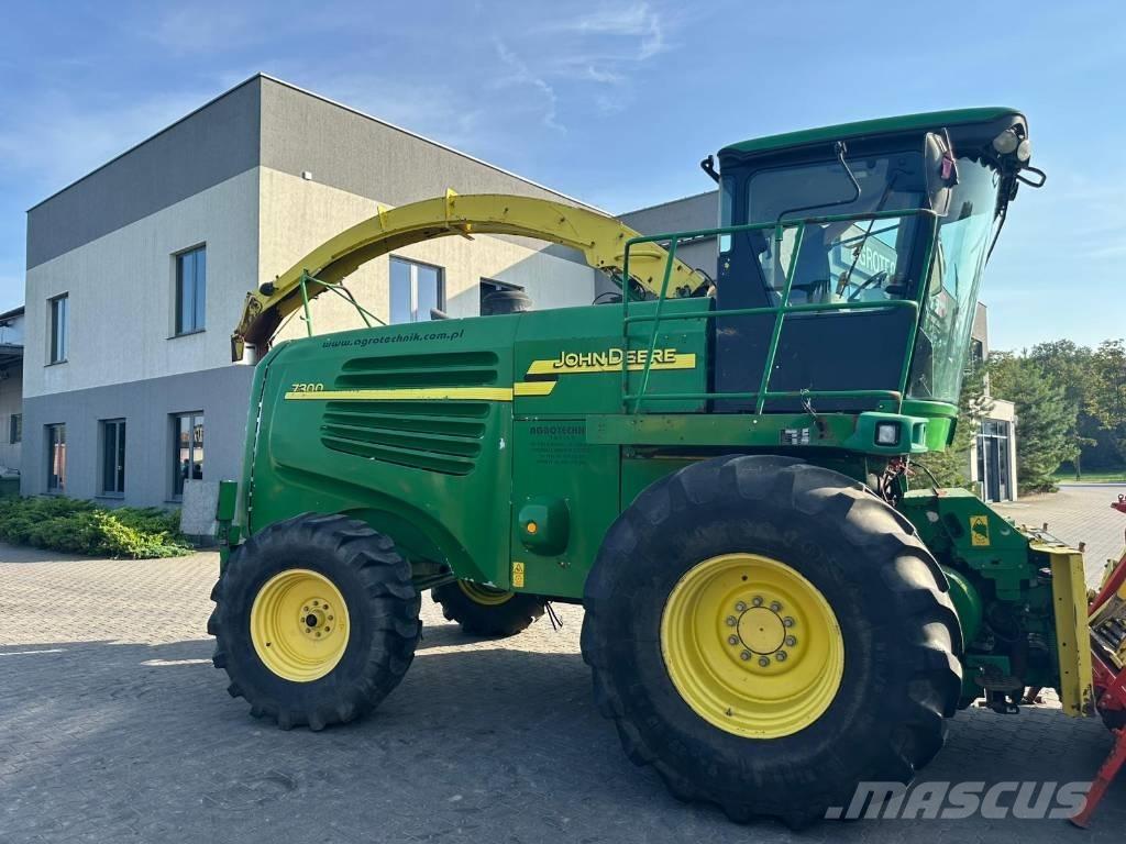 John Deere 7300 Cosechadoras de forraje autopropulsadas