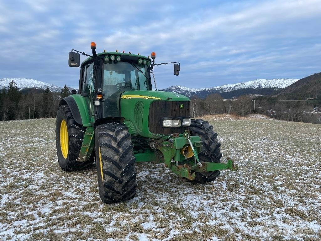 John Deere 6820 Tractores