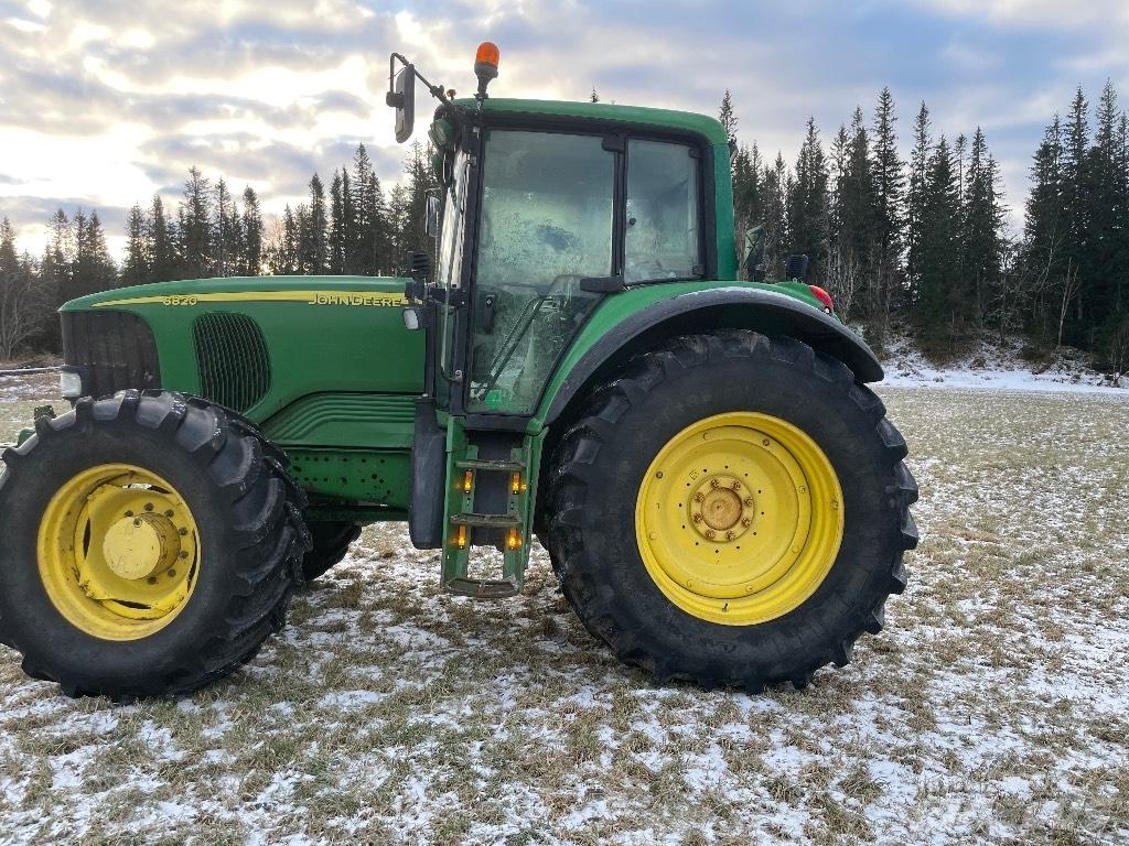 John Deere 6820 Tractores