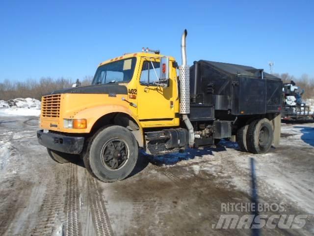 International 4900 Camiones de concreto