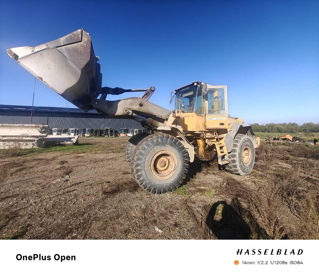 Volvo L 120 E Plataformas y cucharones