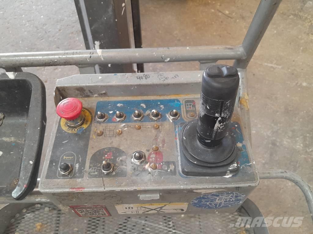 Manitou 120 AET JC Plataformas con brazo de elevación manual