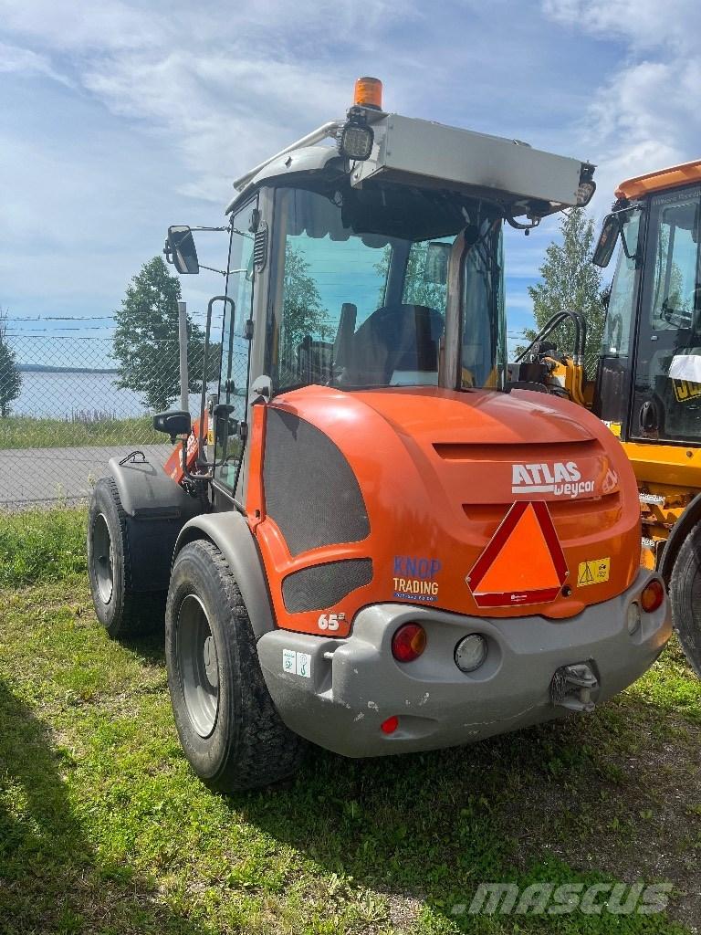 Atlas Weycor AR 65 e Cargadoras sobre ruedas
