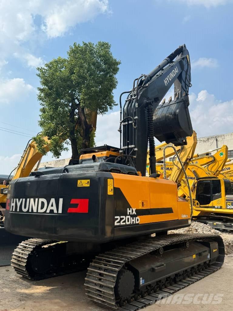 Hyundai HX220HD Excavadoras sobre orugas