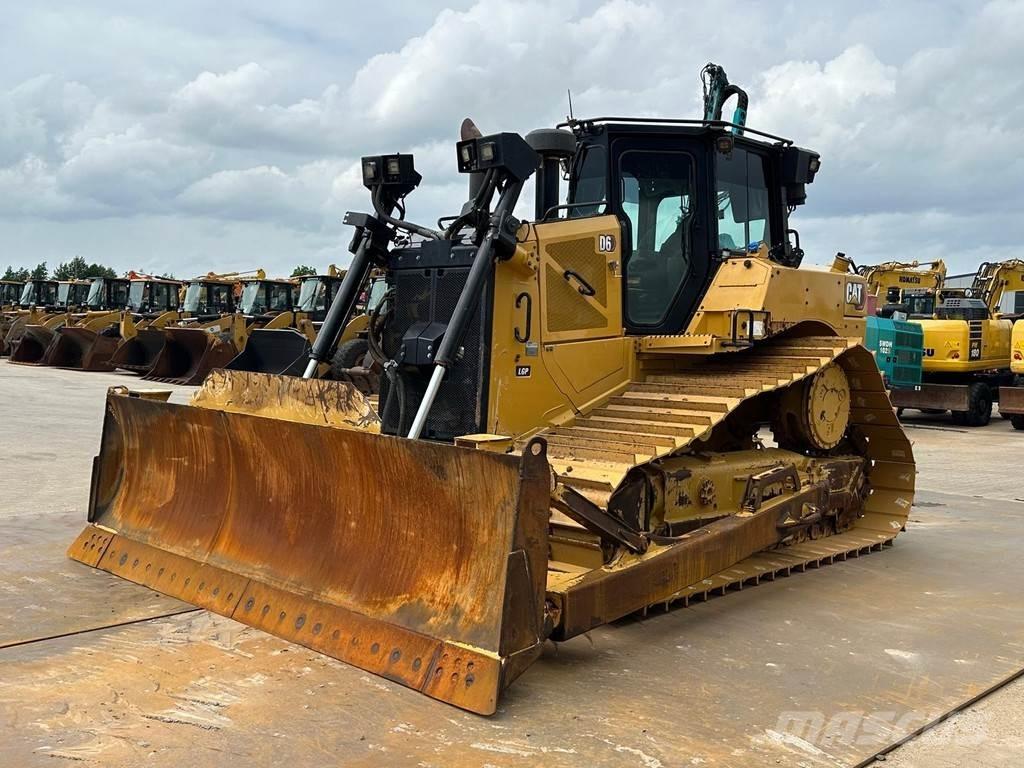 CAT D6 LGP Buldozer sobre oruga
