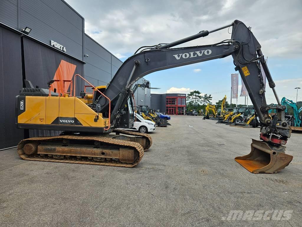 Volvo EC 250 EL Excavadoras sobre orugas