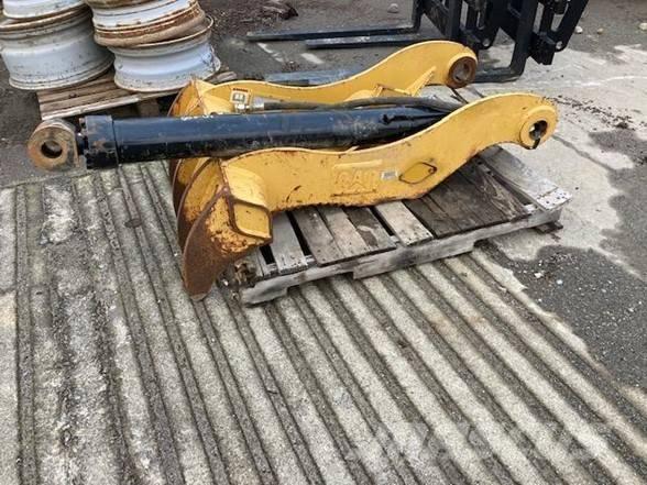 CAT Thumb Otros componentes