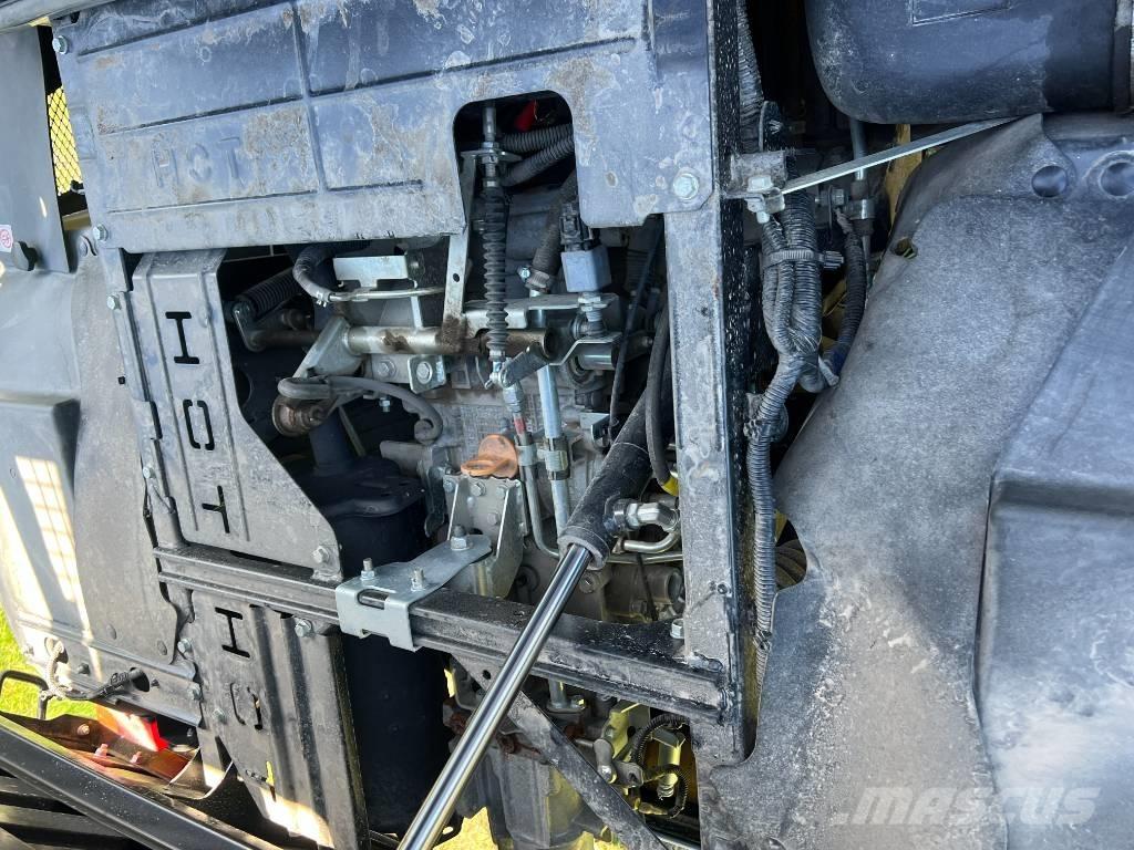 Kubota RTV 1100 Maquinarias para servicios públicos