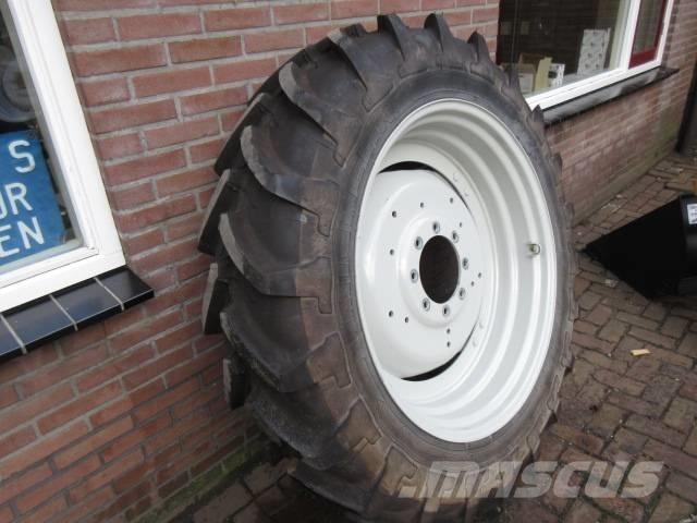 Michelin 13.6/38 Ruedas
