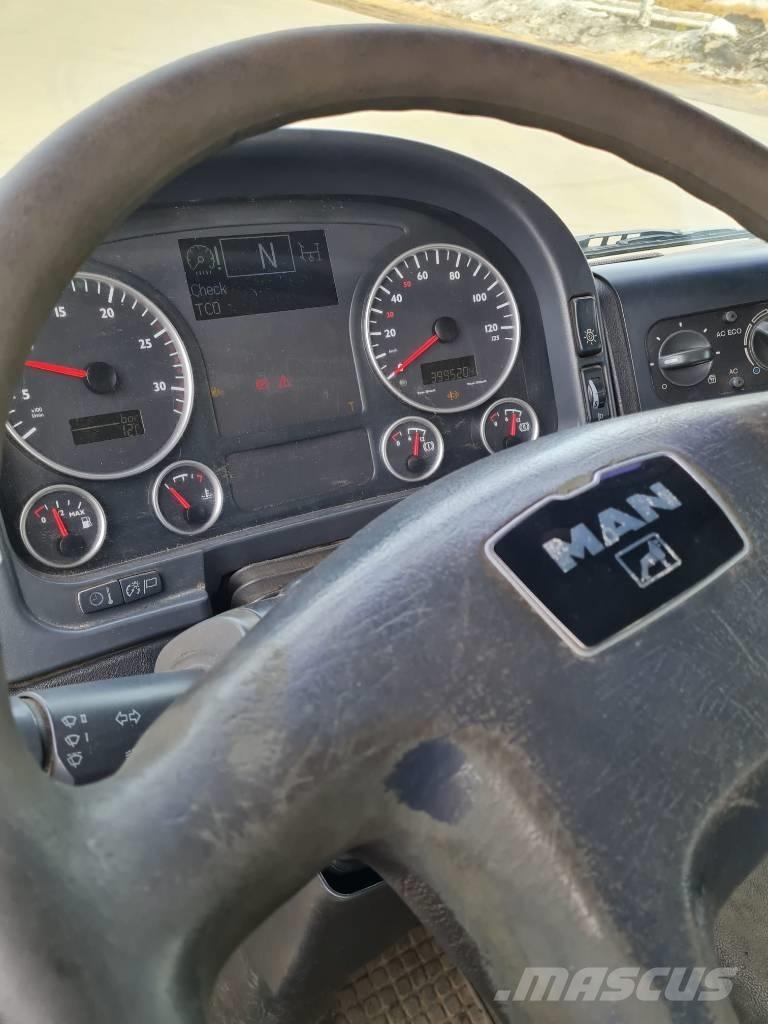 MAN TGA 26.480 Camiones elevadores de gancho