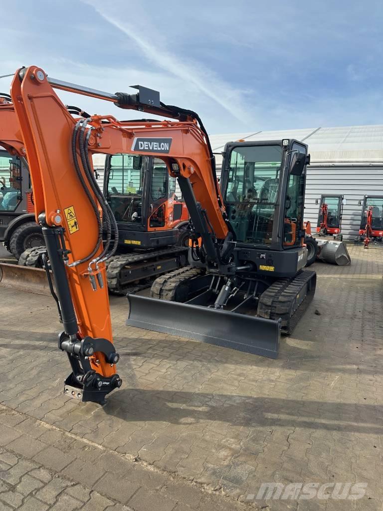 Develon DX 63-7 Miniexcavadoras