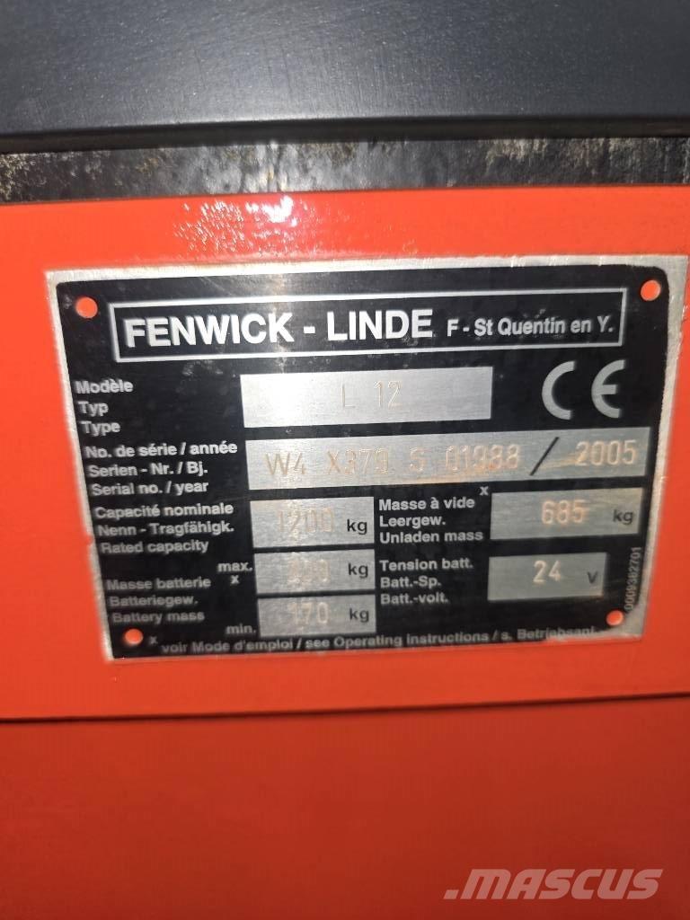 Linde L 12 Apiladoras eléctricos