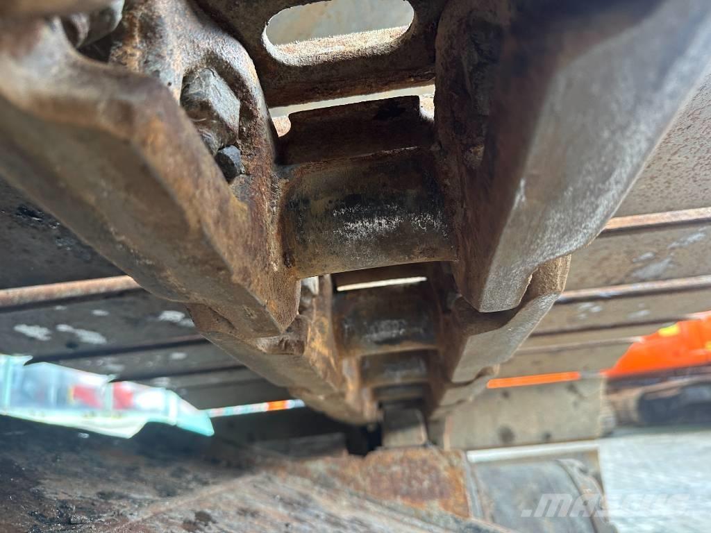 Hitachi ZH 210 LC-5B Excavadoras sobre orugas