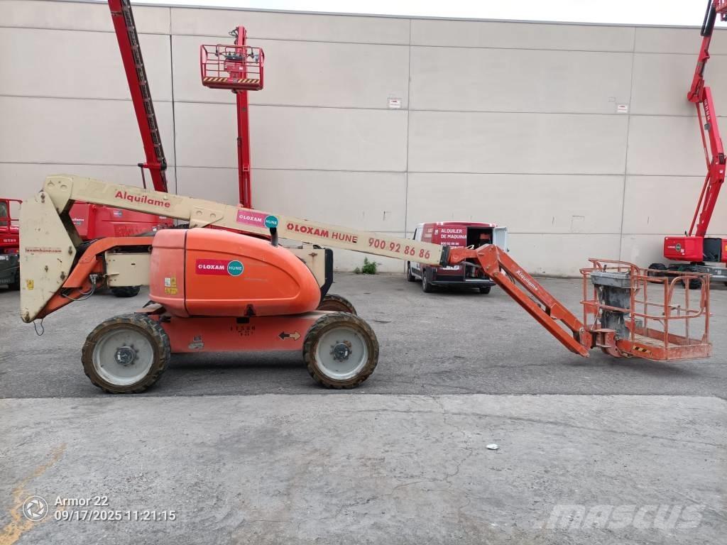 JLG 600 AJ Plataformas con brazo de elevación manual