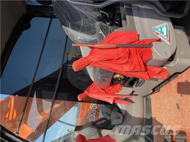 Hitachi ZX240 Excavadoras sobre orugas