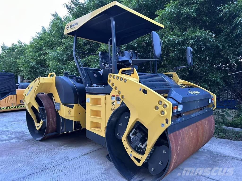 Bomag BW 203 SL-4 Rodillos de doble tambor