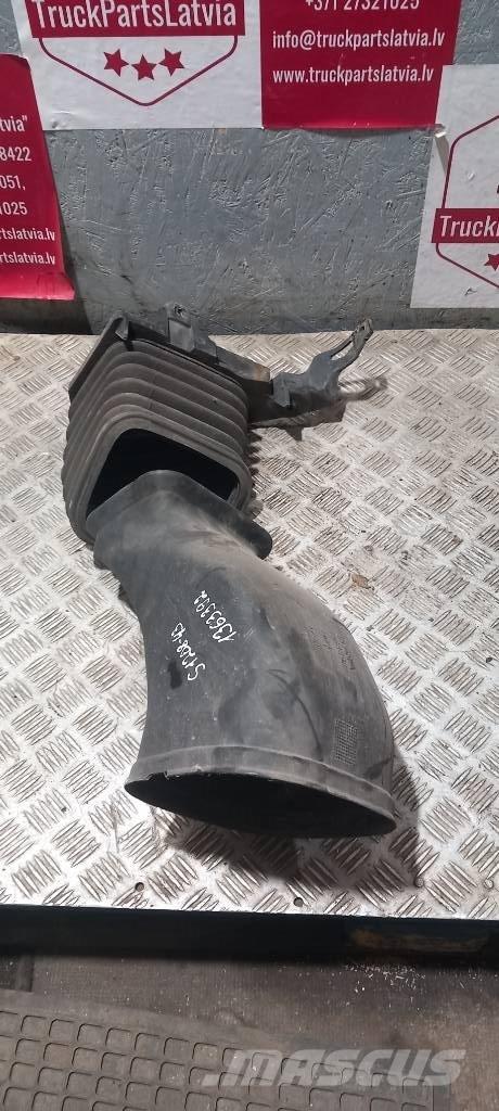 Scania 94 D.   1363392 Cabinas