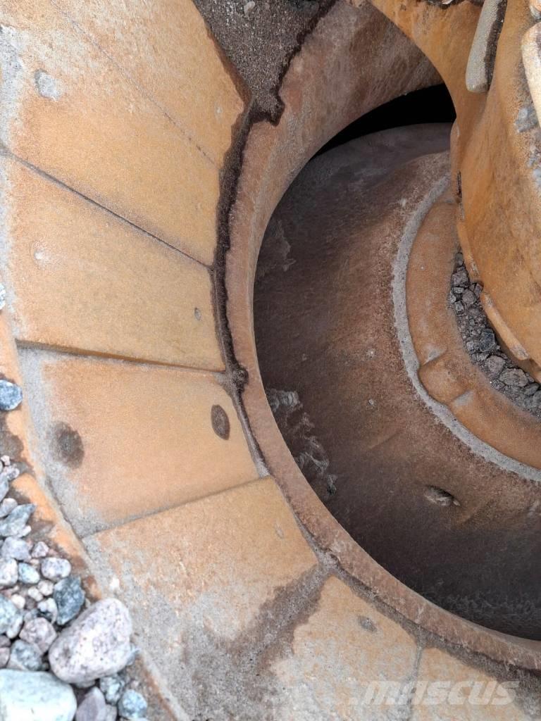 Sandvik UH550 E Trituradoras móviles