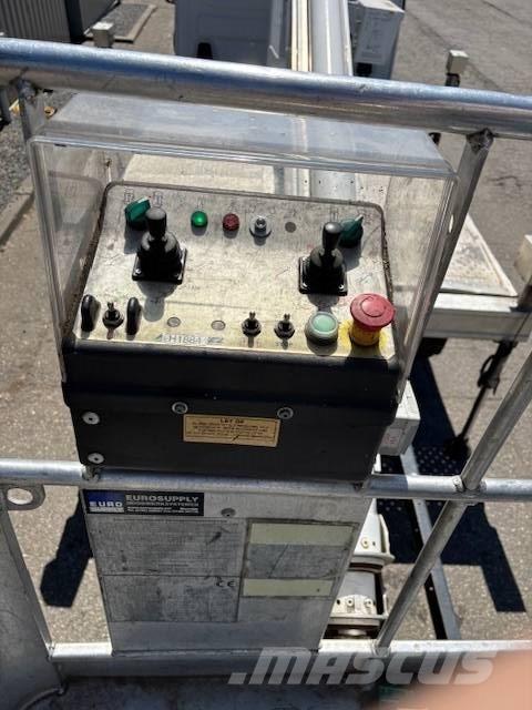 Multitel MT 240 Plataformas sobre camión